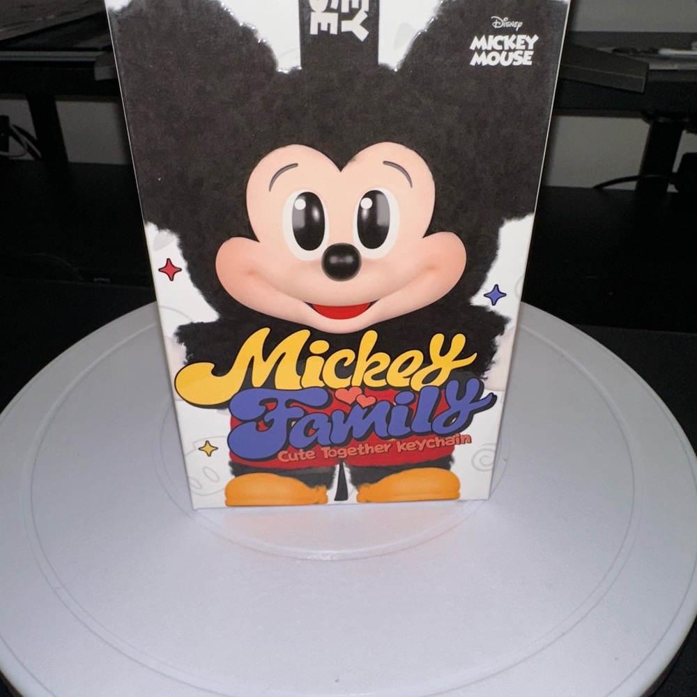 Mickey Family Popmart Keychain *UN-OPENED*
